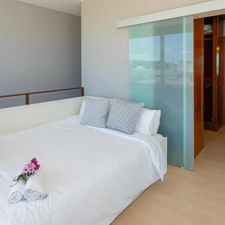 Alma Вилла Тиас