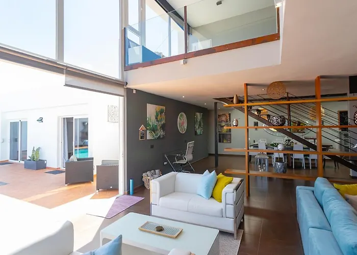 Alma Villa